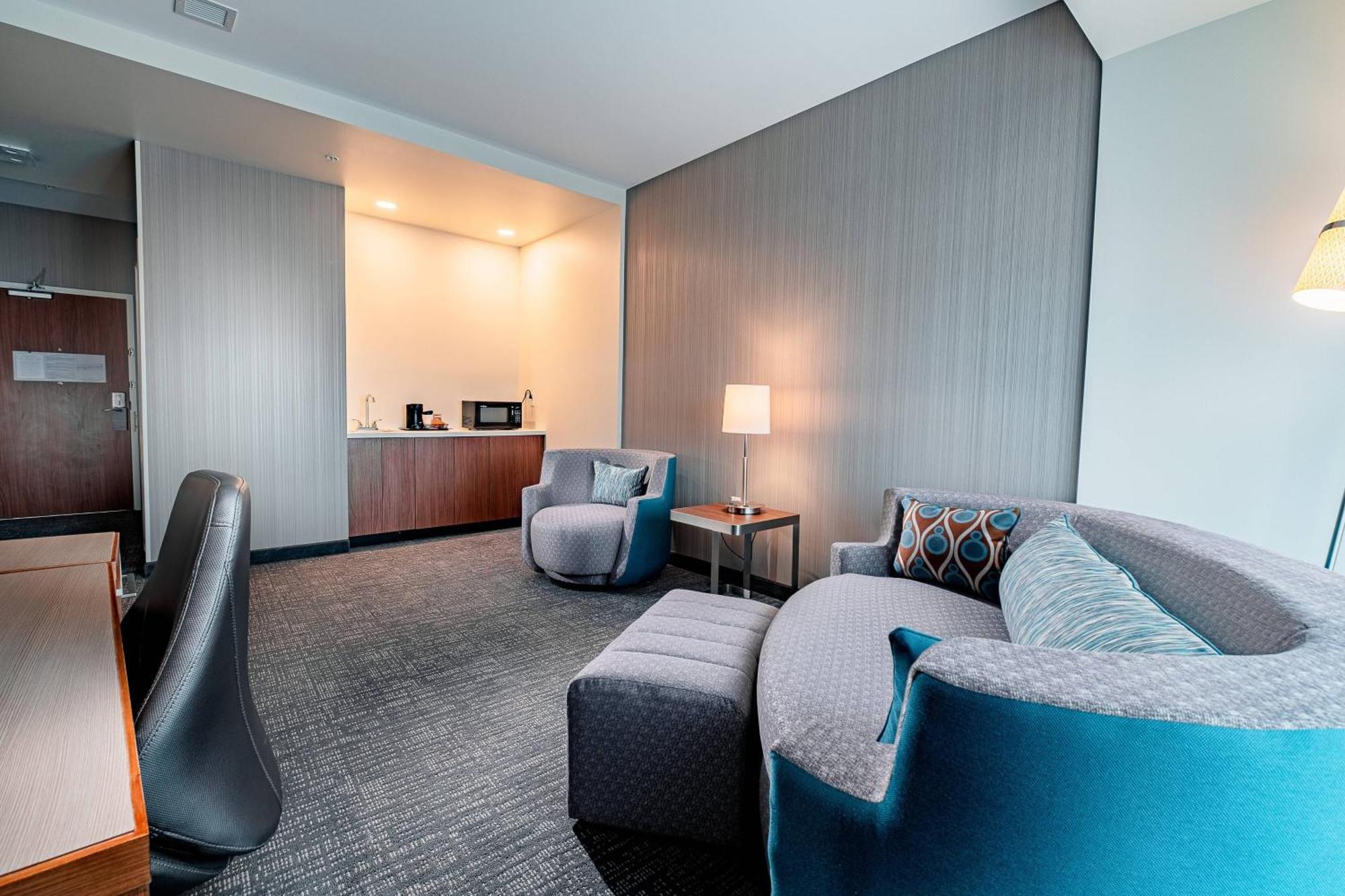 Courtyard By Marriott Toledo West Hotel Buitenkant foto